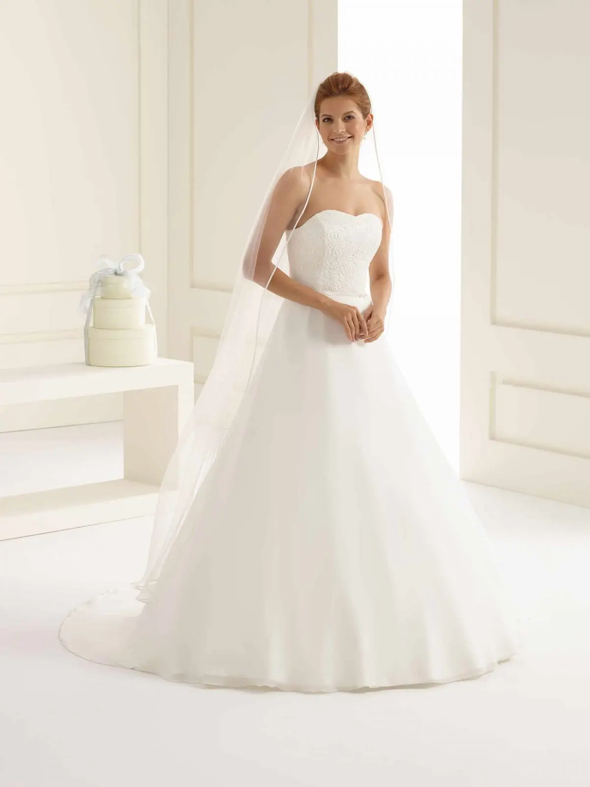 Schleier mit Satinkante Avalia S128 – Bild 3