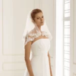 Schleier mit Spitzenkante Avalia S134