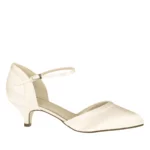 Brautschuhe Brianna von Rainbow Club in Ivory aus Satin