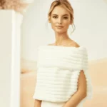 Bolero aus Pelzimitat Avalia E316