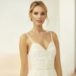 Korsett aus Spitze Avalia E320