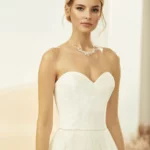 Korsett aus Spitze Avalia E321