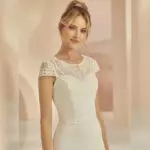 Bolero aus Spitze Avalia E355