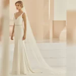 Brautschleier Avalia S414 mit Spitzenapplikationen