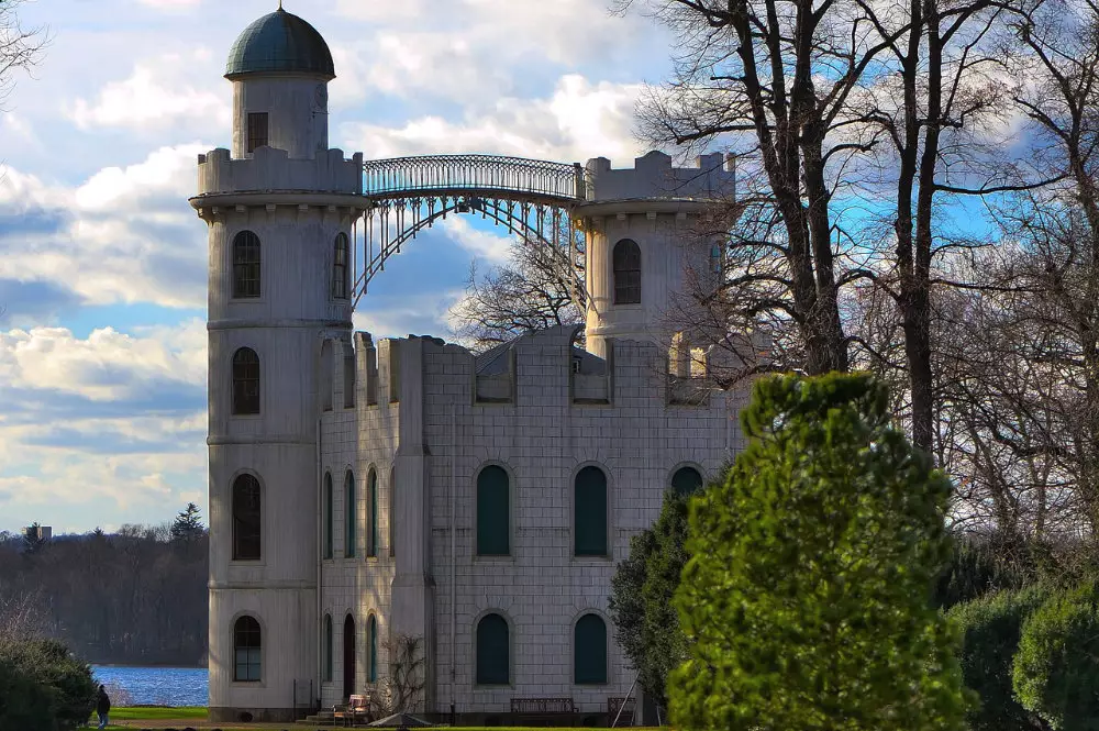 Pfaueninsel Landschaftspark in Südwesten Berlins